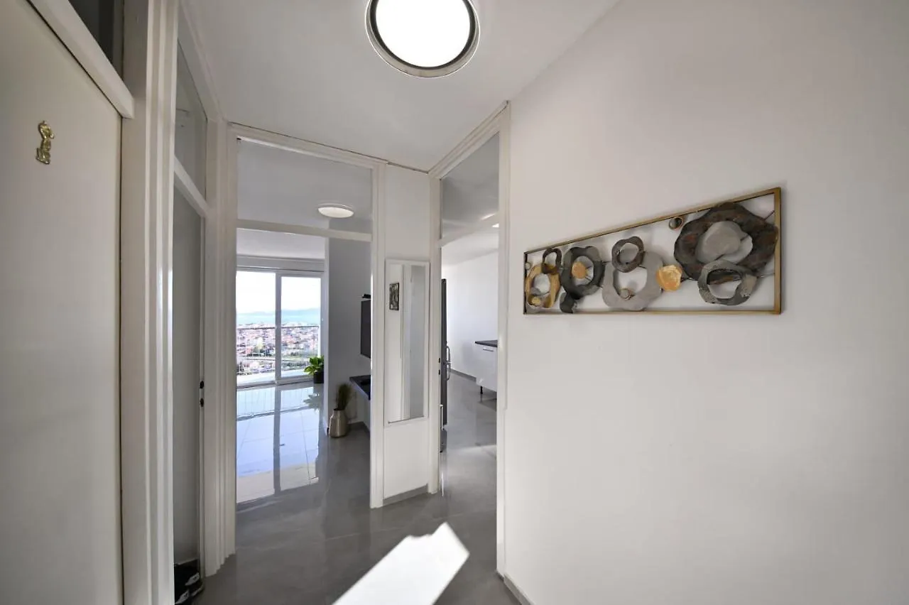 Apartman Loro 1 Zadar 0*,