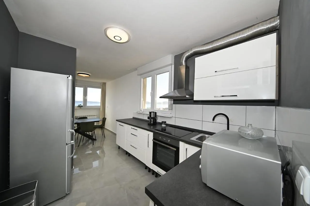 Apartment Apartman Loro 1 Zadar