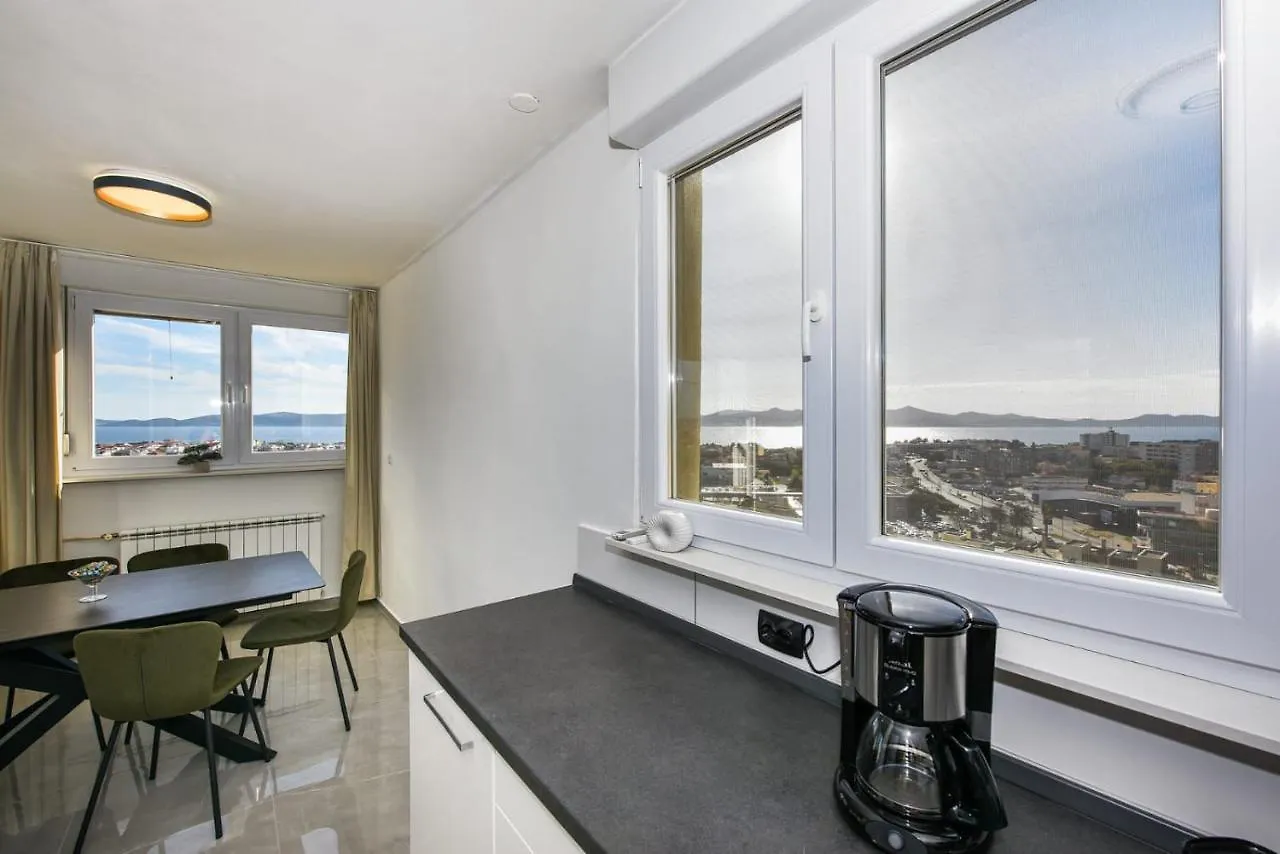 Apartment Apartman Loro 1 Zadar Croatia