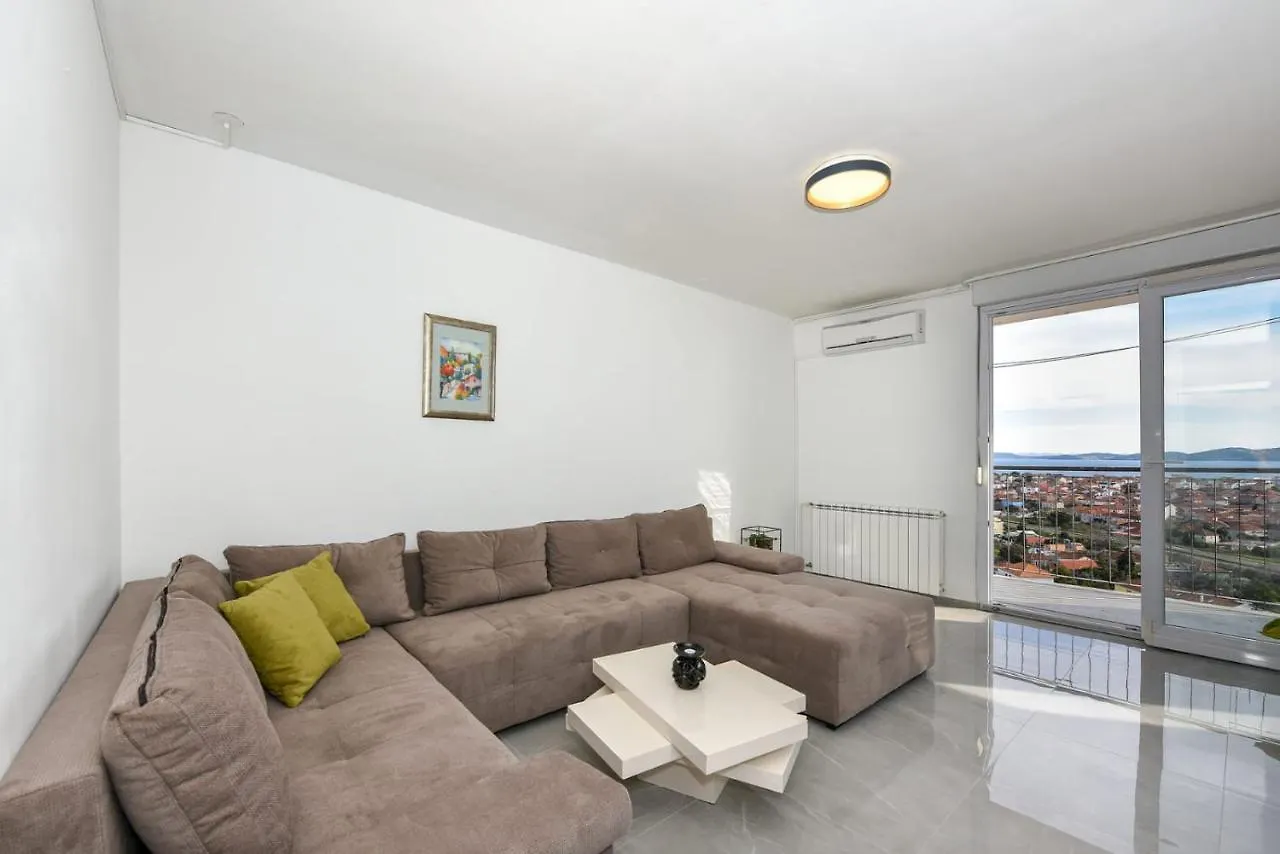Apartment Apartman Loro 1 Zadar